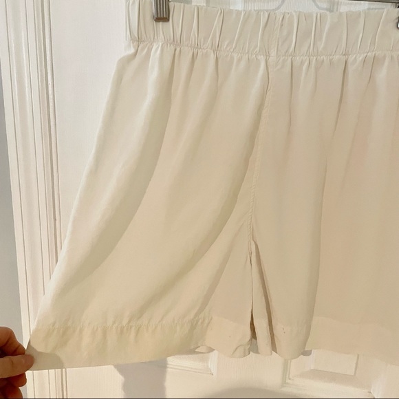 Elizabeth Suzann Silk Ivory Cream Florence High Waisted Shorts - Picture 3 of 11